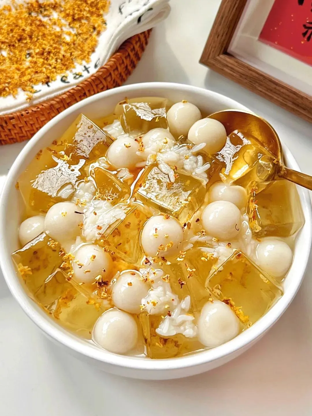 Osmanthus rice wine sweet soup — a gentle seasonal dessert for early summer gatherings